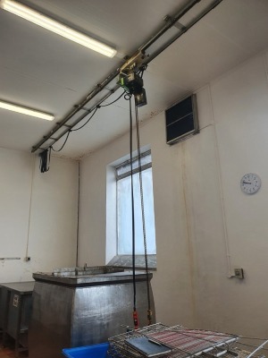 Electric Chain Hoist with Lifting Frame