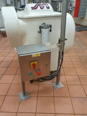 Refurbished 2012 APV Gaulin type K6 3PS Two Stage Homogeniser Serial Number 24864/092012 Flow Rated 1500 litre per hour - 8