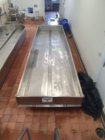 Stainless Steel Cooling/Draining Table with Square End - 6600mm x 1850mm x 950mm Tall
