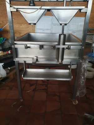 Mobile Stainless Steel Hopper with Twin Head Manual Filling Tubes and Presses - 2