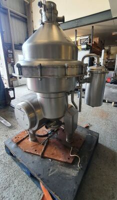 Alfa Laval type HMRPX314 HGV74C Separator complete with Base Plate, Controls, Tools, Bowl and Stack - 2