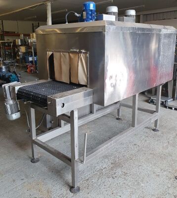 Yorkshire Packaging Systems type 160 Stainless Steel Shrinkwrapper and Heat Tunnel - 21 Bottles in 3 x 2 Format - 6