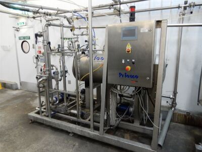 COMBINATION LOT - Complete PET Carbonated Filling Line