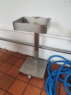Stainless Steel Knee Operated Sink with Dispensers Stainless Steel Table - 900mm x 650mm x 1000mm Tall and Stainless Steel Rubbish Bag Holder - 2