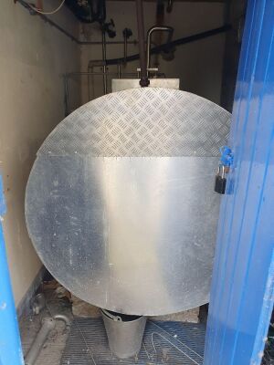 1,500 Litre Stainless Steel Insulated Horizontal Tank