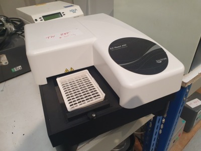 Biochrom type EZ Read 400 Microplate Reader