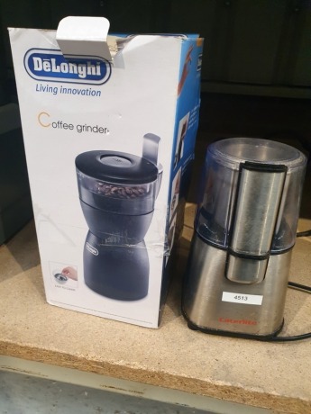 2 off DeLonghi Coffe Grinders