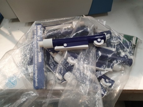 25 off Glasfirn type pi-pump Pipette Fillers