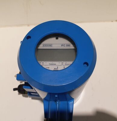 Krone 1 1/2" Flow Meter with IFC 090 Digital Display - 3