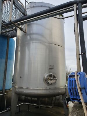 Sapphire 25,000 Litre 316 Stainless Steel Vertical Cylindrical Tank with Bottom Manway