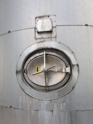 Sapphire 25,000 Litre 316 Stainless Steel Vertical Cylindrical Tank with Bottom Manway - 3