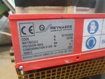 Reynaers Pre Pneumatic profile Punch - 3