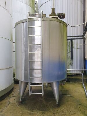 Stainless Steel Insulated and Jacketed Mix Tank with Access Ladder 3200 mm High x 2000mm Diameter