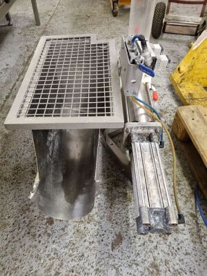 Pneumatic water flume pump - 3