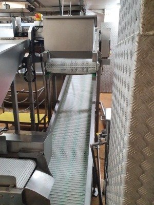 Stainless Steel 2 Tier Outfeed Elevator, Belt Width 600mm - 4