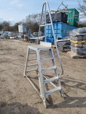 Aluminium 5 Step Crossover Gantry - 2