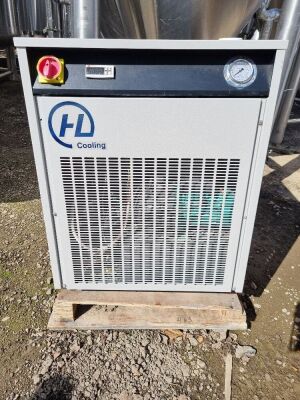 2014 HL Cooling Package Chiller Model HL-i8 Cooling Capacity 7.2kw