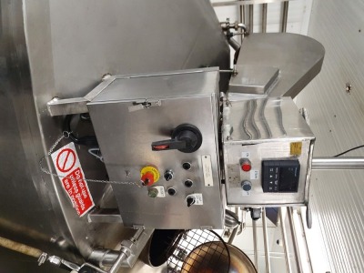 18,000 Litre Stainless Steel Cheese Vat Enclosed with Cutters & Stirrers Dimension 4800 mm x 3200 mm x 2700 mm High - 4