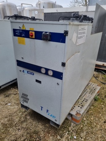 2007 MTA type TAE EVO 101 Serial Number 220043636 R407C Refrigerant Package Chiller.