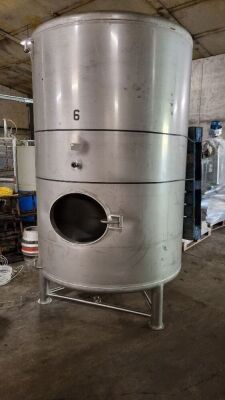 Stainless Steel Vertical Single Skin Tank circa 3,000 litres with Front Man way