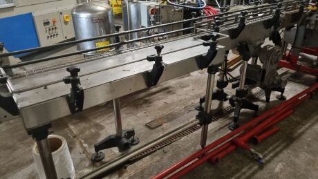 Section of Stainless Steel Metal Slat Adjustable Speed Conveyor