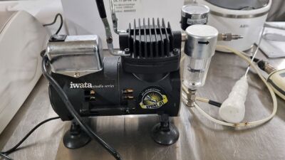 Iwata Studio Series Bench Top Vacuum Pump