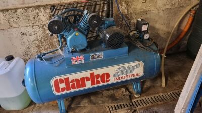 2017 Clarke Workshop Air Compressor on Cylinder 10.3 Bar Max Working Pressure