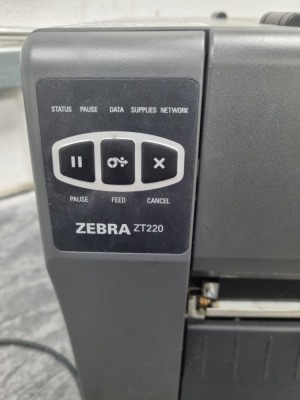 Zebra type ZT220 Label Printer - 2