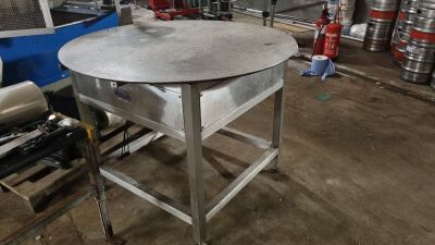 Stainless Steel Lazy Sue Rotary Collection Table 1.2m Dia