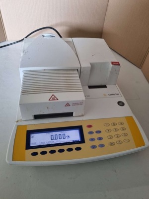 Sartorius type MA100C Balance