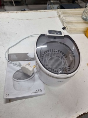 AEG Ultrasonic Cleaner type USR5659