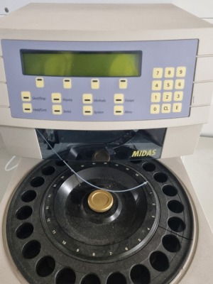 Spark Midas model 830 Autosampler - 2