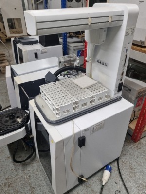 Agilent Technologies model 200 Series A Atomic Absorption System with Agilent SPS-3 Autosampler, Agilent GTA-120 Graphite Tube Atomiser, Agilent PSD 120 Programmable Sample Dispenser - 7