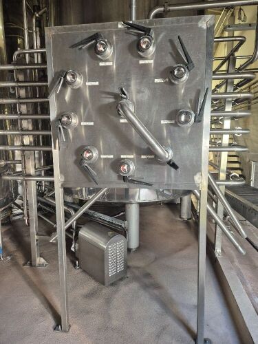 10 Port 2" Stainless Steel Flow Plate