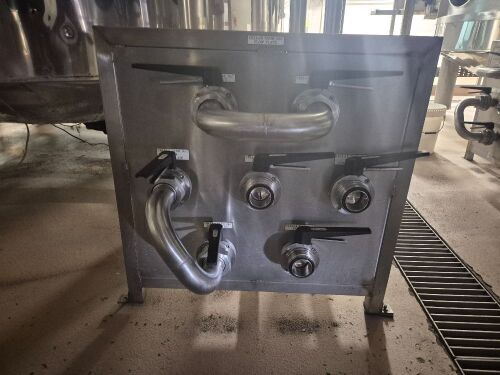 7 Port 2" Stainless Steel Flow Plate