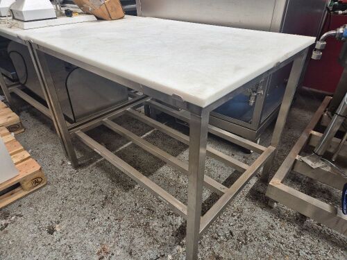 Stainless Steel Neoprene Topped Prep Table with Under Shelf
