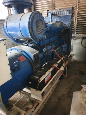 FG Wilson Perkins 300 Kva Standby Generator Model P300 with Rolls Royce Engine & Stamford Alternator with Built in Diesel Tank, Running hours 3,530 - 5