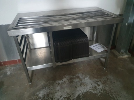 Stainless Steel Table with Drainer Unit - 200mm x 650mm x 840mm Tall